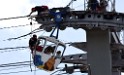 Koelner Seilbahn Gondel blieb haengen Koeln Linksrheinisch P122